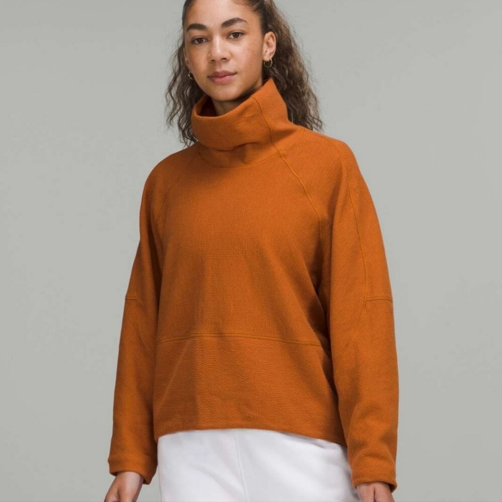 Textured Funnel-neck pullover